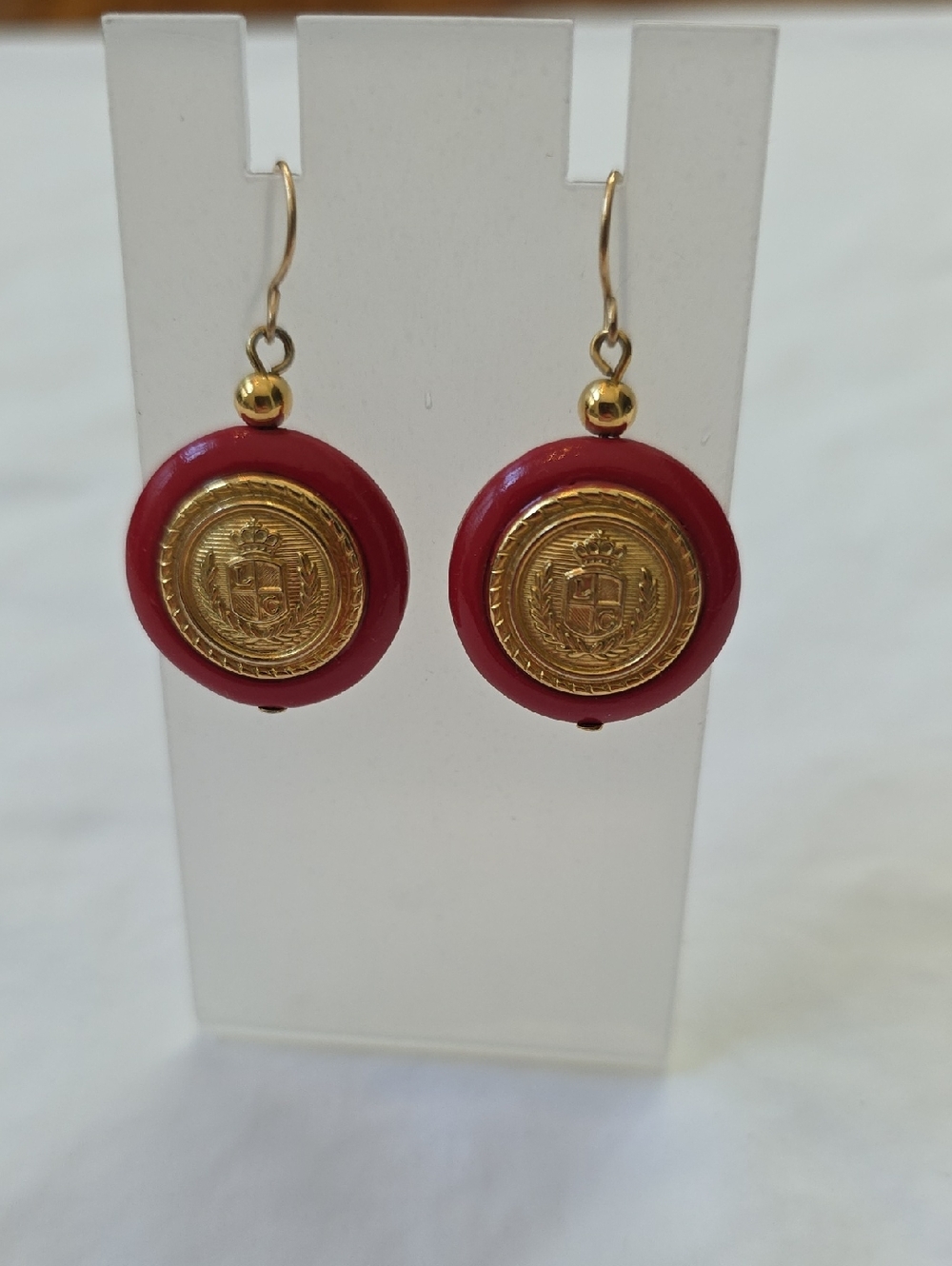 Liz Claiborne Vintage 1980s Red and Gold Medallion Drop Earrings
